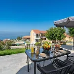 Pnoe Luxury Daire Lourdata (Kefalonia)