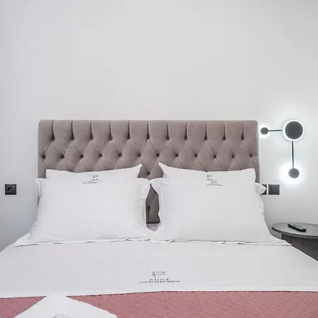 Pnoe Luxury