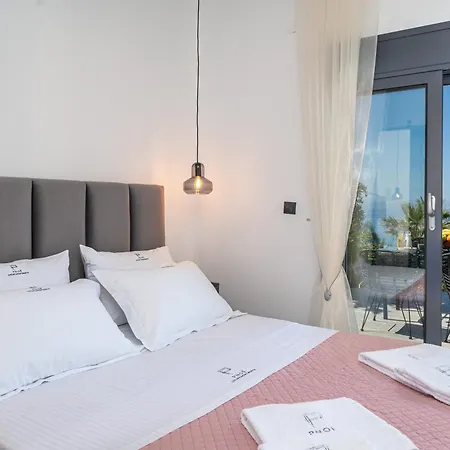 Διαμέρισμα Pnoe Luxury *