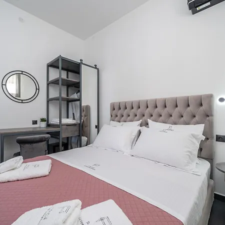 Διαμέρισμα Pnoe Luxury Λουρδάτα