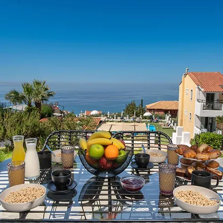 Pnoe Luxury Apartment