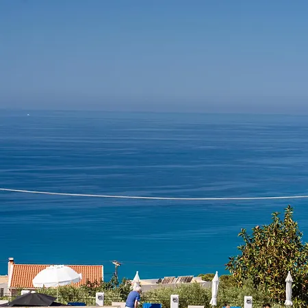 Pnoe Luxury Lourdata (Kefalonia)
