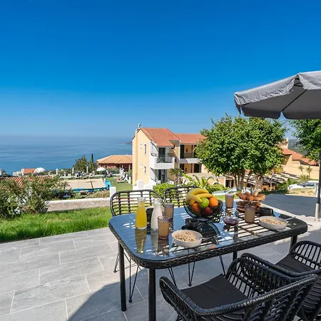 Pnoe Luxury Apartment Lourdata (Kefalonia)