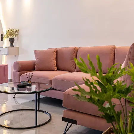 Pnoe Luxury * Λουρδάτα