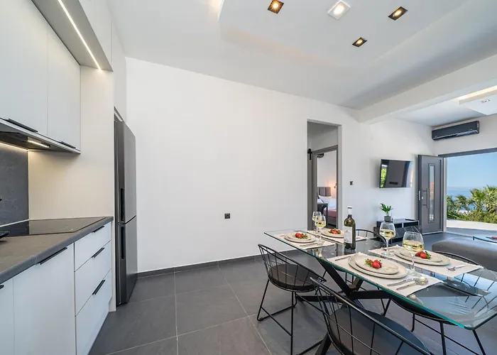 Pnoe Luxury Appartamento Lourdata (Kefalonia)